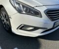 Белый Хендай Соната, объемом двигателя 2 л и пробегом 406 тыс. км за 8000 $, фото 3 на Automoto.ua