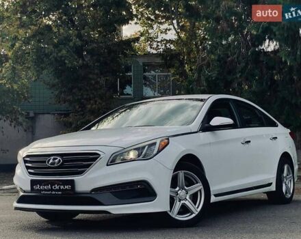 Белый Хендай Соната, объемом двигателя 2 л и пробегом 135 тыс. км за 11799 $, фото 3 на Automoto.ua