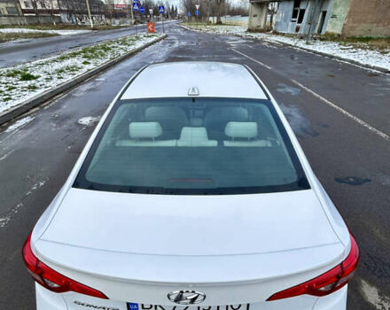 Белый Хендай Соната, объемом двигателя 2.4 л и пробегом 119 тыс. км за 10500 $, фото 8 на Automoto.ua