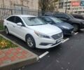 Білий Хендай Соната, об'ємом двигуна 2.4 л та пробігом 255 тис. км за 9000 $, фото 1 на Automoto.ua