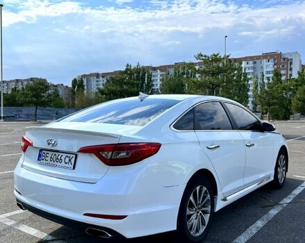 Білий Хендай Соната, об'ємом двигуна 2.4 л та пробігом 174 тис. км за 10000 $, фото 3 на Automoto.ua