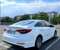 Білий Хендай Соната, об'ємом двигуна 2.4 л та пробігом 174 тис. км за 10000 $, фото 3 на Automoto.ua