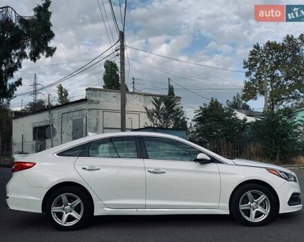 Белый Хендай Соната, объемом двигателя 2 л и пробегом 135 тыс. км за 11799 $, фото 12 на Automoto.ua