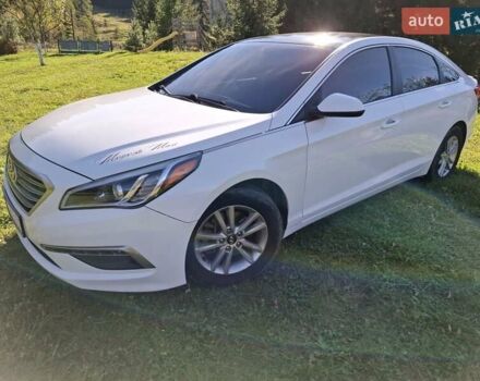 Белый Хендай Соната, объемом двигателя 2.36 л и пробегом 198 тыс. км за 8000 $, фото 4 на Automoto.ua