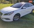 Белый Хендай Соната, объемом двигателя 2.36 л и пробегом 198 тыс. км за 8000 $, фото 4 на Automoto.ua