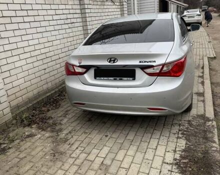 Білий Хендай Соната, об'ємом двигуна 2 л та пробігом 260 тис. км за 5000 $, фото 5 на Automoto.ua