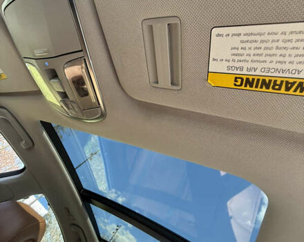 Білий Хендай Соната, об'ємом двигуна 2.36 л та пробігом 132 тис. км за 12000 $, фото 13 на Automoto.ua