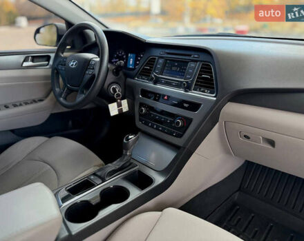 Хендай Соната 2014 у Дніпро (Дніпропетровську) на Automoto.ua Білий Хендай Соната, об'ємом двигуна 2.36 л та пробігом 160 тис. км за 9599 $, фото 19 на Automoto.ua