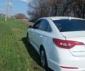 Белый Хендай Соната, объемом двигателя 2.36 л и пробегом 122 тыс. км за 9000 $, фото 4 на Automoto.ua