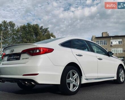 Белый Хендай Соната, объемом двигателя 2 л и пробегом 135 тыс. км за 11799 $, фото 11 на Automoto.ua