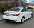 Белый Хендай Соната, объемом двигателя 2.36 л и пробегом 170 тыс. км за 8500 $, фото 6 на Automoto.ua