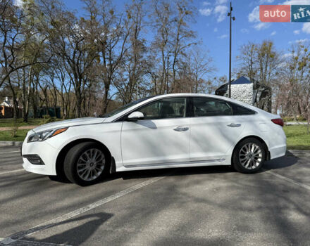 Білий Хендай Соната, об'ємом двигуна 2.36 л та пробігом 132 тис. км за 12000 $, фото 2 на Automoto.ua