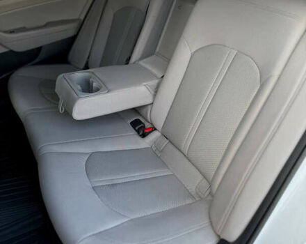 Хендай Соната 2014 у Дніпро (Дніпропетровську) на Automoto.ua Білий Хендай Соната, об'ємом двигуна 2.36 л та пробігом 160 тис. км за 9599 $, фото 14 на Automoto.ua