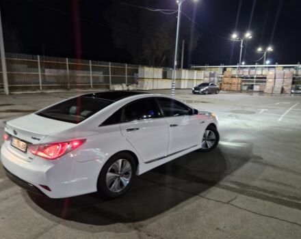 Білий Хендай Соната, об'ємом двигуна 2 л та пробігом 120 тис. км за 11600 $, фото 17 на Automoto.ua