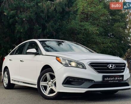 Белый Хендай Соната, объемом двигателя 2 л и пробегом 135 тыс. км за 11799 $, фото 13 на Automoto.ua