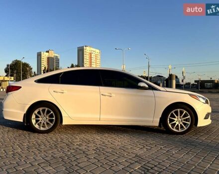 Білий Хендай Соната, об'ємом двигуна 2.36 л та пробігом 144 тис. км за 10900 $, фото 4 на Automoto.ua