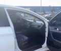 Белый Хендай Соната, объемом двигателя 2 л и пробегом 330 тыс. км за 8300 $, фото 1 на Automoto.ua
