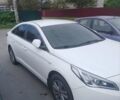 Білий Хендай Соната, об'ємом двигуна 2 л та пробігом 279 тис. км за 8900 $, фото 1 на Automoto.ua