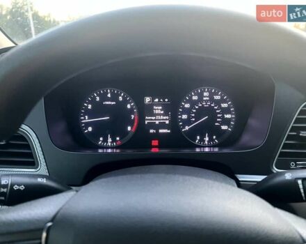 Білий Хендай Соната, об'ємом двигуна 2.36 л та пробігом 144 тис. км за 10900 $, фото 37 на Automoto.ua