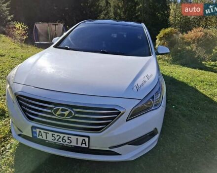 Белый Хендай Соната, объемом двигателя 2.36 л и пробегом 198 тыс. км за 8000 $, фото 6 на Automoto.ua