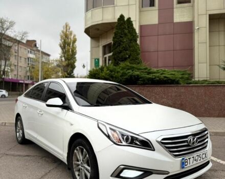 Белый Хендай Соната, объемом двигателя 2 л и пробегом 325 тыс. км за 7700 $, фото 2 на Automoto.ua