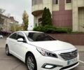 Белый Хендай Соната, объемом двигателя 2 л и пробегом 325 тыс. км за 7700 $, фото 2 на Automoto.ua