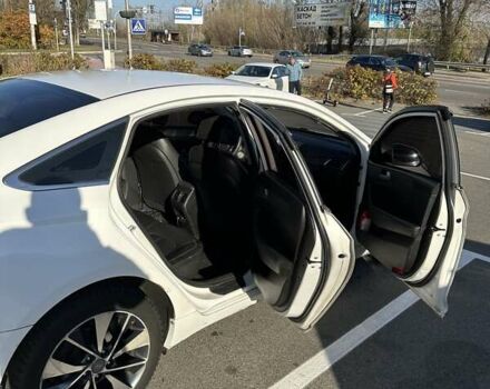 Белый Хендай Соната, объемом двигателя 2 л и пробегом 406 тыс. км за 8000 $, фото 4 на Automoto.ua