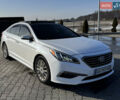 Білий Хендай Соната, об'ємом двигуна 2.36 л та пробігом 240 тис. км за 11299 $, фото 1 на Automoto.ua