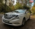 Белый Хендай Соната, объемом двигателя 2 л и пробегом 257 тыс. км за 8300 $, фото 1 на Automoto.ua