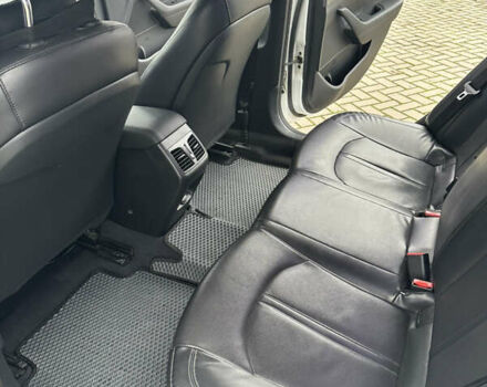 Белый Хендай Соната, объемом двигателя 2 л и пробегом 280 тыс. км за 9999 $, фото 21 на Automoto.ua