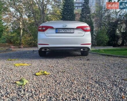 Хендай Соната 2014 в Одессе на Automoto.ua Белый Хендай Соната, объемом двигателя 2.4 л и пробегом 199 тыс. км за 10999 $, фото 6 на Automoto.ua