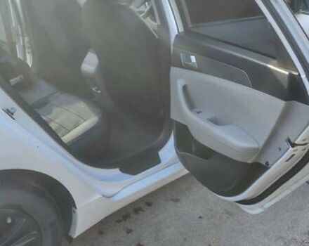 Білий Хендай Соната, об'ємом двигуна 2.36 л та пробігом 220 тис. км за 7900 $, фото 14 на Automoto.ua