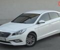 Белый Хендай Соната, объемом двигателя 2 л и пробегом 256 тыс. км за 11200 $, фото 3 на Automoto.ua
