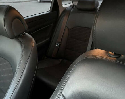 Белый Хендай Соната, объемом двигателя 2.36 л и пробегом 132 тыс. км за 10600 $, фото 38 на Automoto.ua