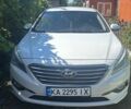 Білий Хендай Соната, об'ємом двигуна 2 л та пробігом 270 тис. км за 8300 $, фото 1 на Automoto.ua