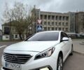 Белый Хендай Соната, объемом двигателя 2 л и пробегом 325 тыс. км за 7700 $, фото 1 на Automoto.ua