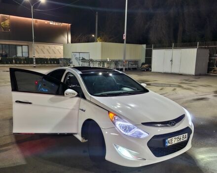 Білий Хендай Соната, об'ємом двигуна 2 л та пробігом 120 тис. км за 11600 $, фото 5 на Automoto.ua