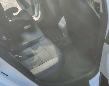 Білий Хендай Соната, об'ємом двигуна 2.36 л та пробігом 220 тис. км за 8100 $, фото 16 на Automoto.ua