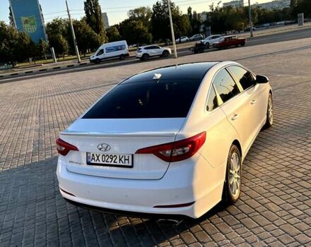 Білий Хендай Соната, об'ємом двигуна 2.36 л та пробігом 144 тис. км за 10900 $, фото 11 на Automoto.ua