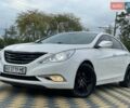 Білий Хендай Соната, об'ємом двигуна 2 л та пробігом 230 тис. км за 7500 $, фото 1 на Automoto.ua