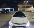 Білий Хендай Соната, об'ємом двигуна 2 л та пробігом 120 тис. км за 11600 $, фото 12 на Automoto.ua