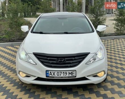 Білий Хендай Соната, об'ємом двигуна 2 л та пробігом 230 тис. км за 7500 $, фото 8 на Automoto.ua