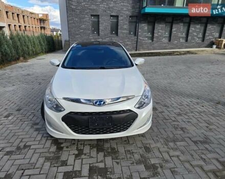 Хендай Соната 2014 у Рівному на Automoto.ua Білий Хендай Соната, об'ємом двигуна 2.36 л та пробігом 225 тис. км за 10300 $, фото 8 на Automoto.ua