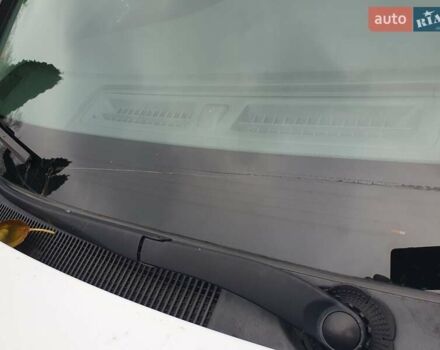 Белый Хендай Соната, объемом двигателя 2.36 л и пробегом 235 тыс. км за 11000 $, фото 8 на Automoto.ua