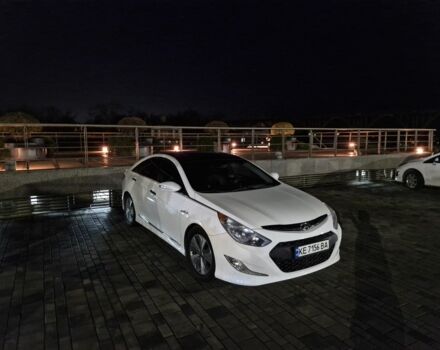 Білий Хендай Соната, об'ємом двигуна 2 л та пробігом 120 тис. км за 11600 $, фото 3 на Automoto.ua