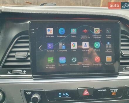 Белый Хендай Соната, объемом двигателя 2.36 л и пробегом 235 тыс. км за 11000 $, фото 19 на Automoto.ua