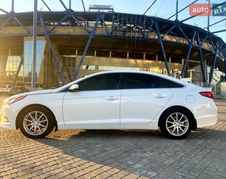 Білий Хендай Соната, об'ємом двигуна 2.36 л та пробігом 144 тис. км за 10900 $, фото 3 на Automoto.ua