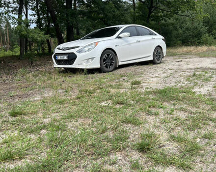 Хендай Соната 2014 у Львові на Automoto.ua Білий Хендай Соната, об'ємом двигуна 2.4 л та пробігом 275 тис. км за 12999 $, фото 1 на Automoto.ua