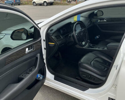 Білий Хендай Соната, об'ємом двигуна 2 л та пробігом 176 тис. км за 12500 $, фото 6 на Automoto.ua