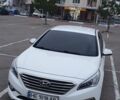 Білий Хендай Соната, об'ємом двигуна 2 л та пробігом 277 тис. км за 10000 $, фото 1 на Automoto.ua